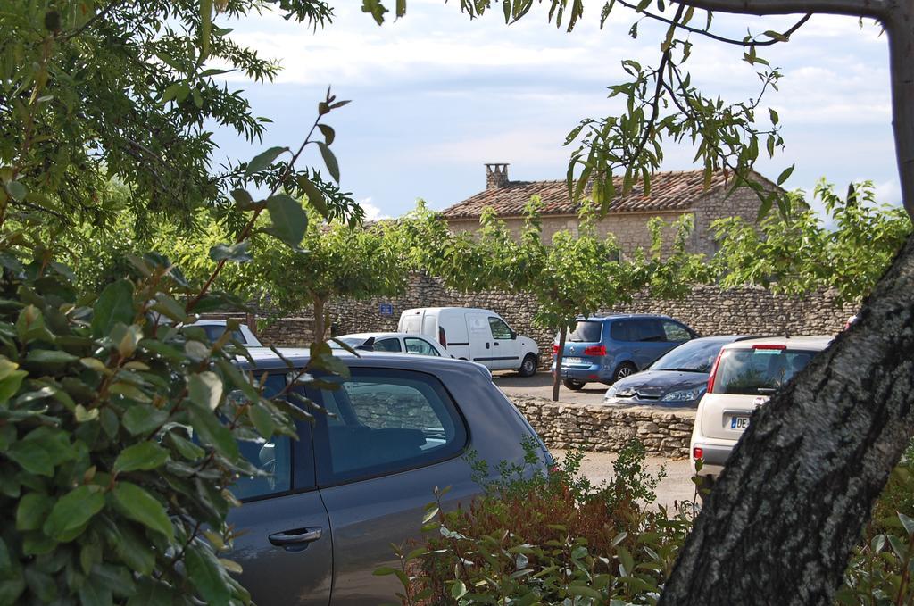 Cyprès du Paradis à Gordes Exterior foto